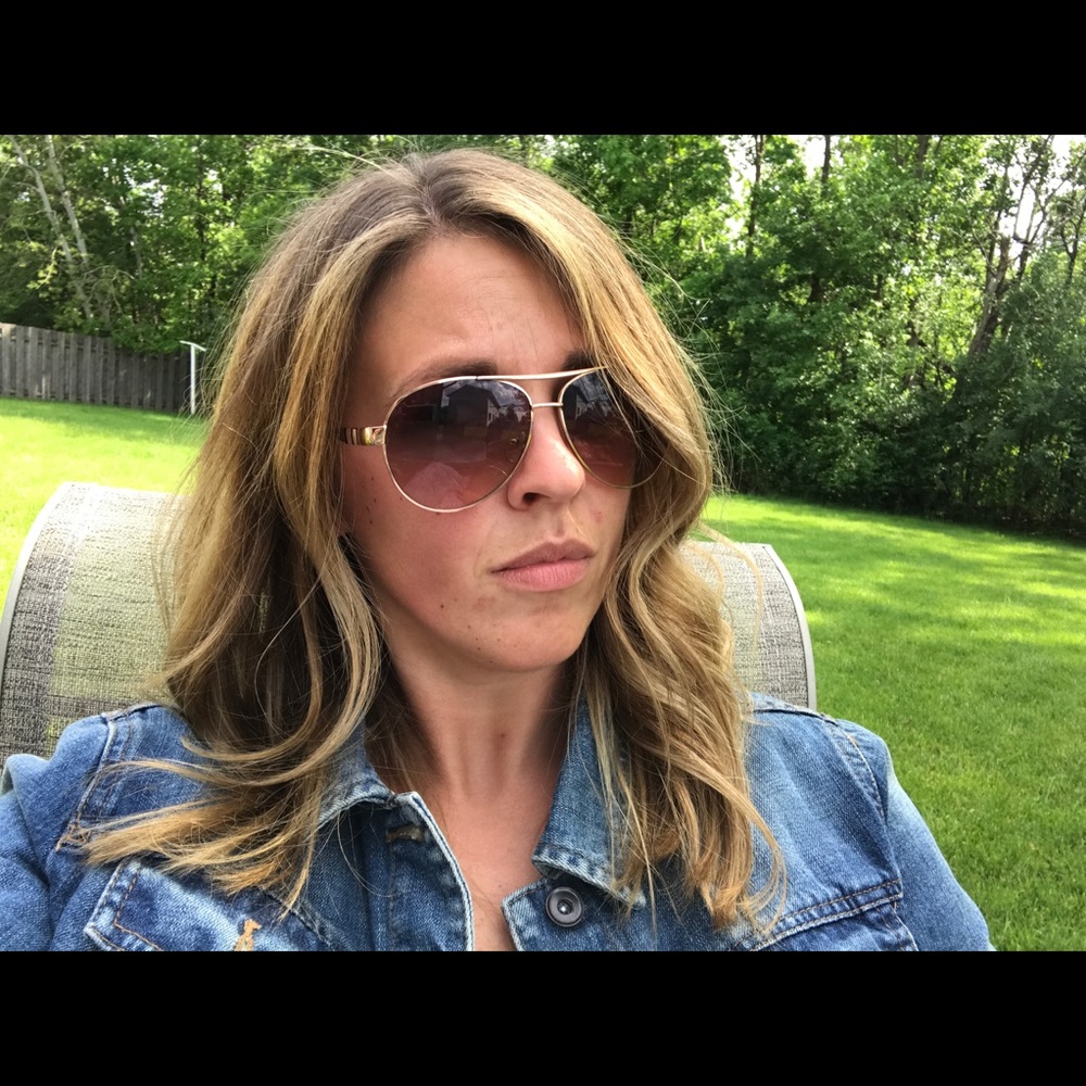 Meet your Posher, Nancy